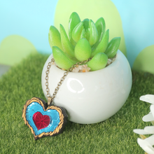 Load image into Gallery viewer, Twilight Heart Necklace